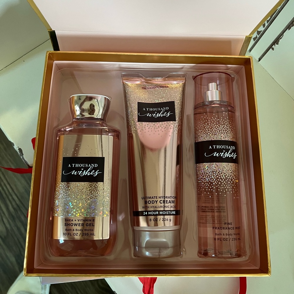 Bath & Bodyworks A Thousand Wishes gift set